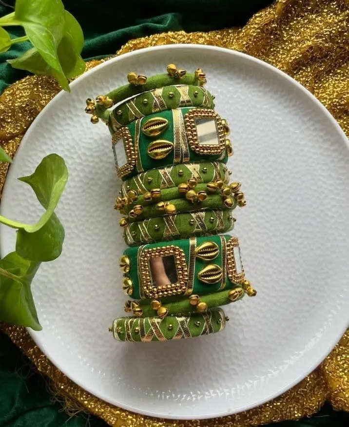 Hariyali Heritage Bangles (2.2)