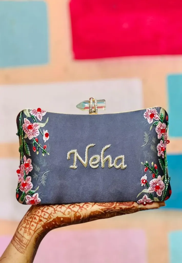 Heighlighted Name Clutch (Design1)