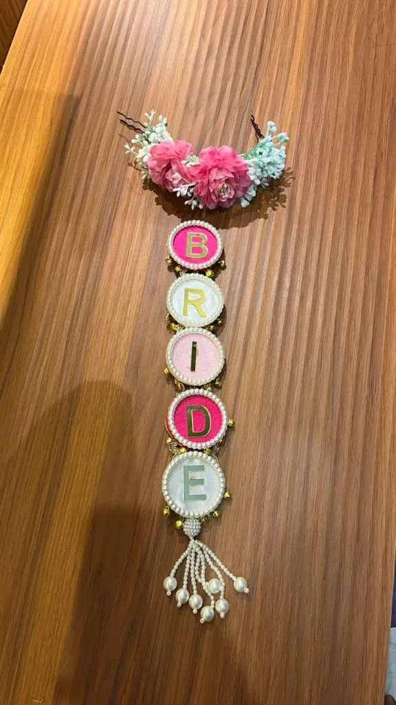 Juda Bun and paranda (Name (upto 5  letter))