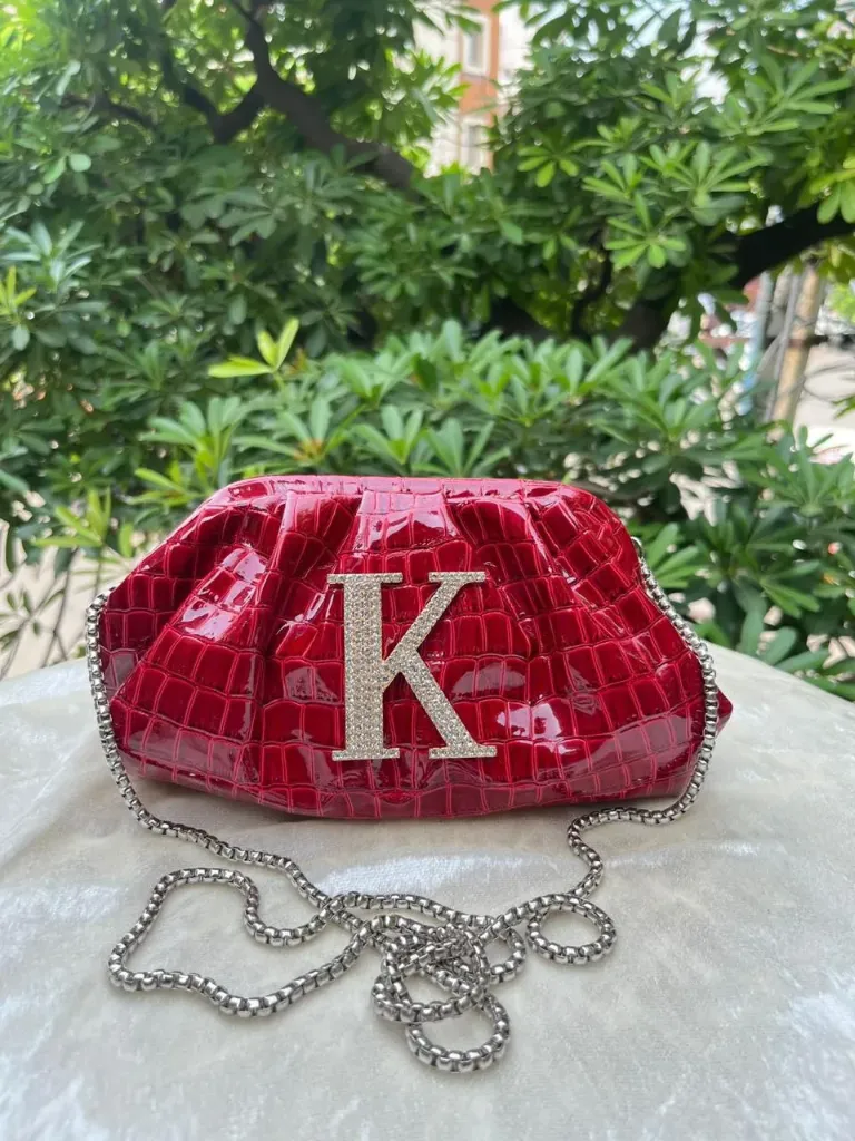 Initial Batua Bag (A, black)