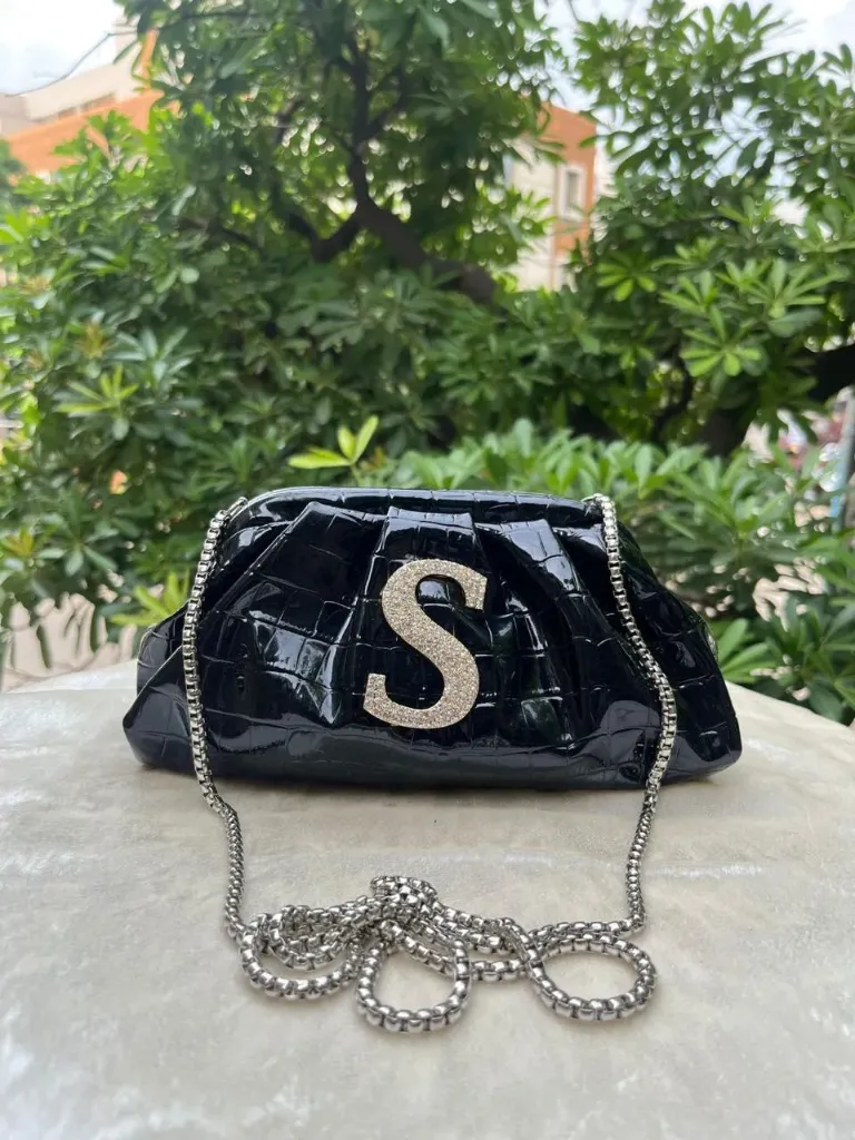 Initial Batua Bag (black)